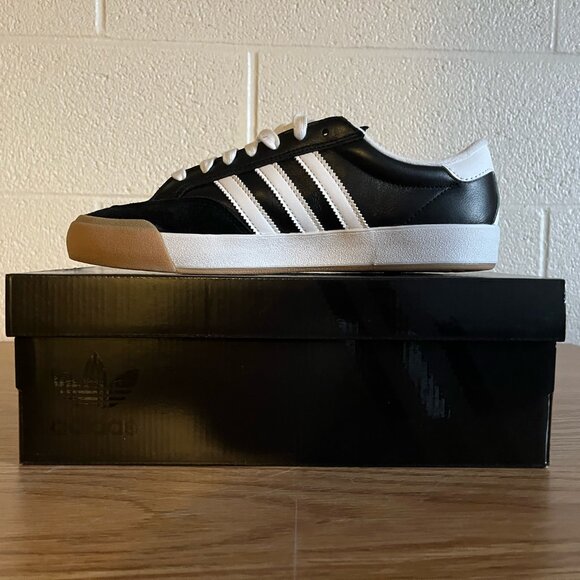 Adidas Nora Shoe - Picture 2 of 6